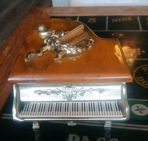 Antico carillon pianoforte - pianoforte, a