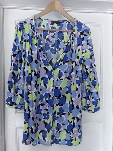Camicetta floreale collezione