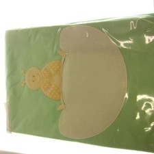 COPERTINA X LETTINO IN PILE VERDE "COCCINELLA SEDUTA" CON AIDA DA RICAMARE