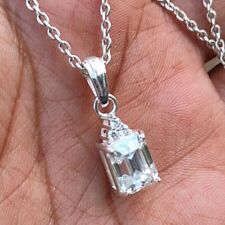 Ciondolo solitario diamante