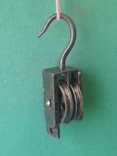 ANTICA CARRUCOLA CON GANCIO IN FERRO DOPPIA PULEGGIA IN GHISA. BN86