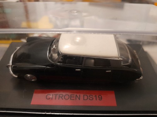 Citroen modellino scala - ds,