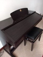 Pianoforte digitale Yamaha Clavinova CVP-301 perfetto + sgabello +istruzioni ITA