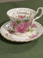 Tazza e piattino novembre