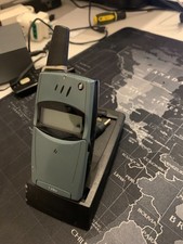 TELEFONO ERICSSON T28S con base CARICABATTERIA e BATTERIA PER PARTI DI RICAMBIO