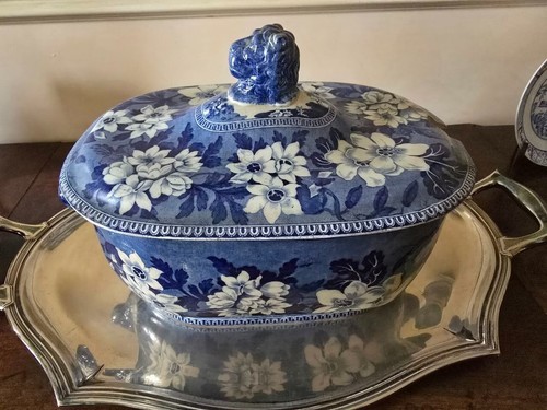 Zuppiera ceramica prodotta - in,