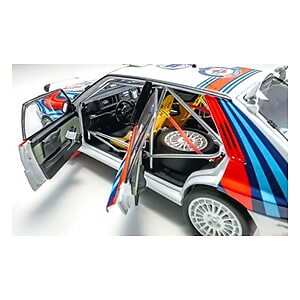 Pre oder kyosho lancia - kyosho, 1/18