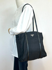 Borsa a tracolla Prada in