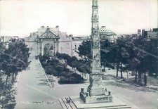 aa378 cartolina lecce citta' obelisco porta napoli