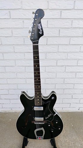 Chitarra elettrica semivuota
