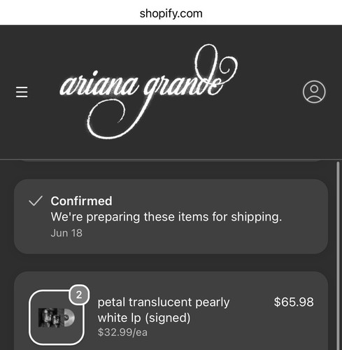 Ariana grande petal - ariana, vinyl