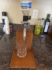 Dispenser vino whisky