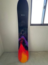 Gnu snowboard board colorful - gnu,