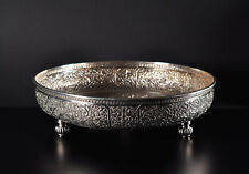 Vassoio set betel repoussé argento siamese, Thailandia o Cambogia, 1° metà XX secolo