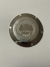 SQUALE Medium 30ATM Screw Back