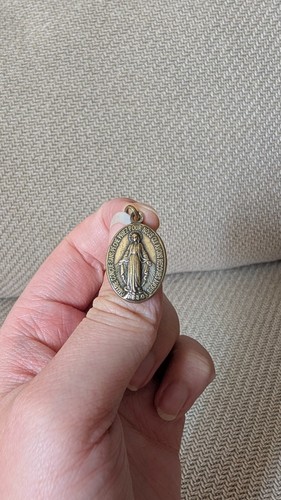 Ancienne médaille vierge - ancienne,