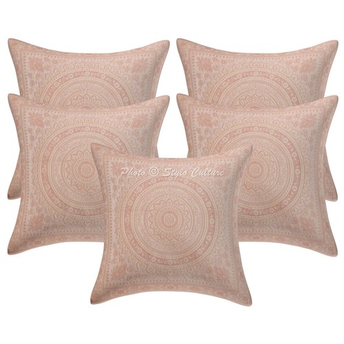 Copricuscino jacquard broccato