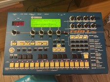 Yamaha RM1X sequencer remix Groovebox Made In Japan