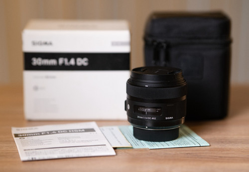 Sigma 30mm dc - sigma,