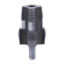 Strumento per la filettatura