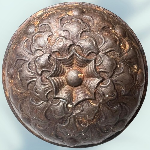 Scarso antico pomello porta
