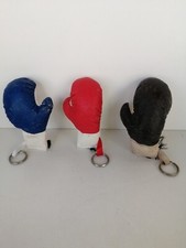 REGALO! PORTACHIAVI GUANTONE