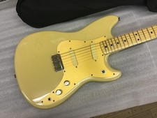 Squier by Fender CLASSIC VIBE DUO-SONIC 50's Desert Sand acero usato con...