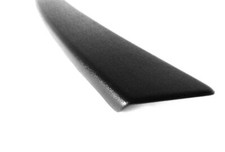 Paraurti in plastica nero per