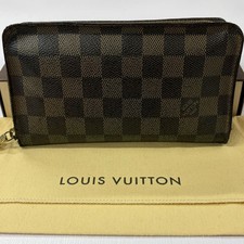 Louis Vuitton Damier Zippy