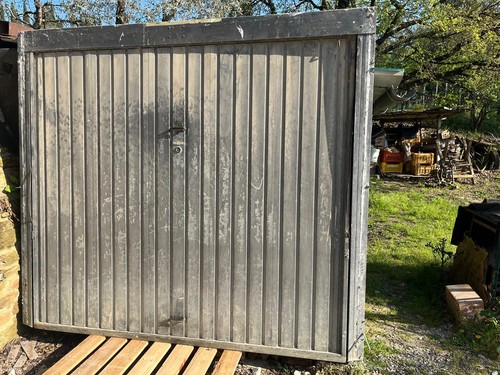 Vendesi porta basculante - , x