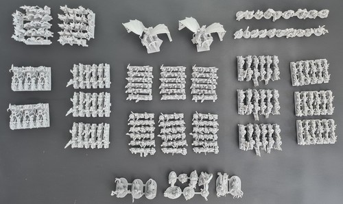 Massive 2000pt chaos army - massive,