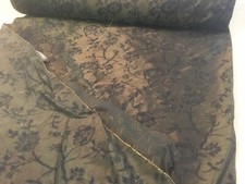  TESSUTO IN RILIEVO DAMASCATO