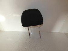 Poggiatesta anteriore destro