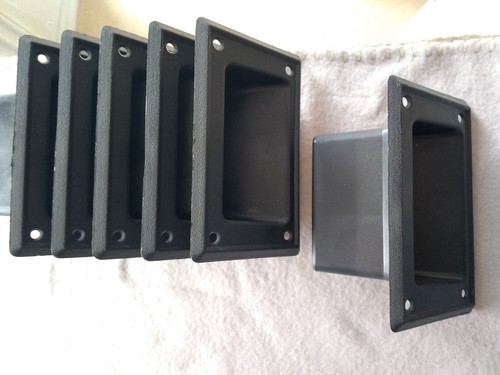 Maniglia plastica per - in,