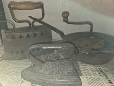 Ferri da stiro antichi e tosta