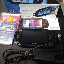 Sony PlayStation PS Vita PCH-1100 Crystal Black CIB in scatola