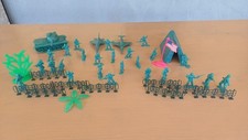 Lotto Soldatini Militari Plastica Circa 35 Pezzi Colore Verde
