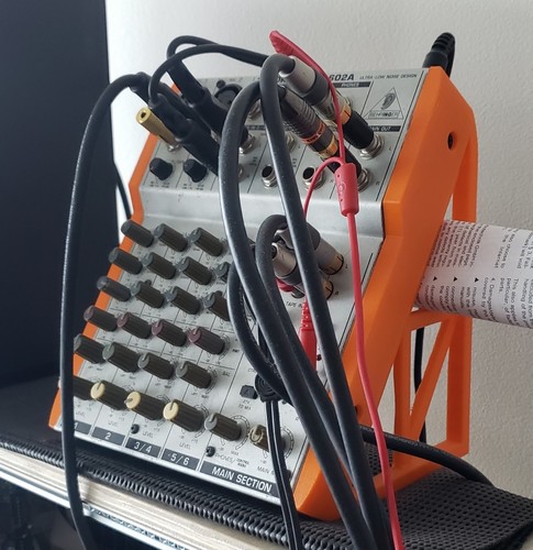 Desktop stand for behringer - for,
