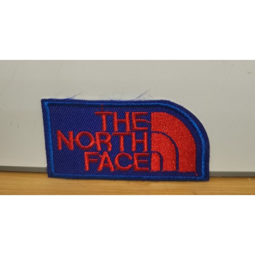 Toppa cucita the north face - toppa,