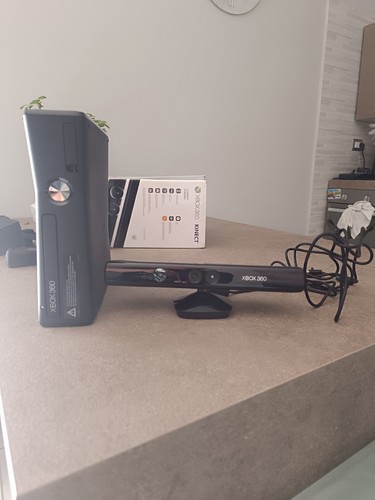 Xbox 360 slim 250gb kinect - slim,