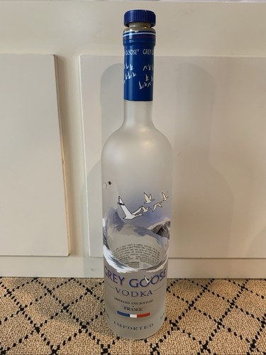 Bottiglia vodka oca grigia - bottiglia,