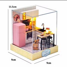 Miniatura cucina con luce LED