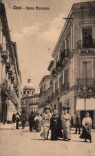Chieti corso Marrucino , donne