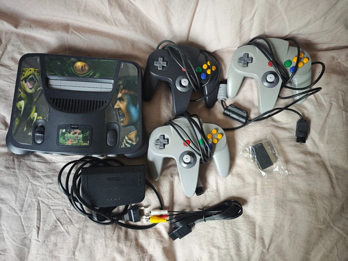 Nintendo n64 console - nintendo, /