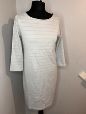 Abito villa bianco grigio