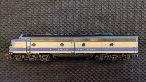 Proto 2000 emd - e8, diesel