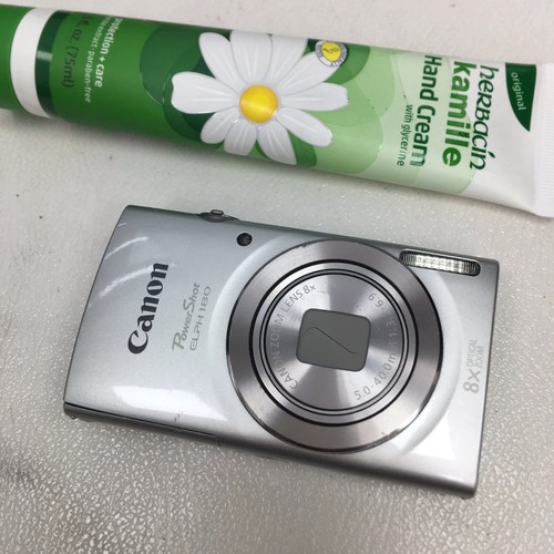 Canon powershot elph - 180, /