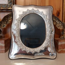 VALENTI & CO. - Cornice