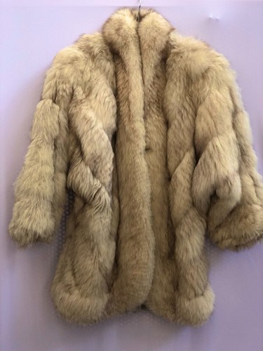 Pelliccia vera beige