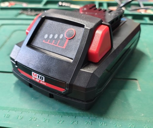 Batteria milwaukee m18 4ah - batteria,